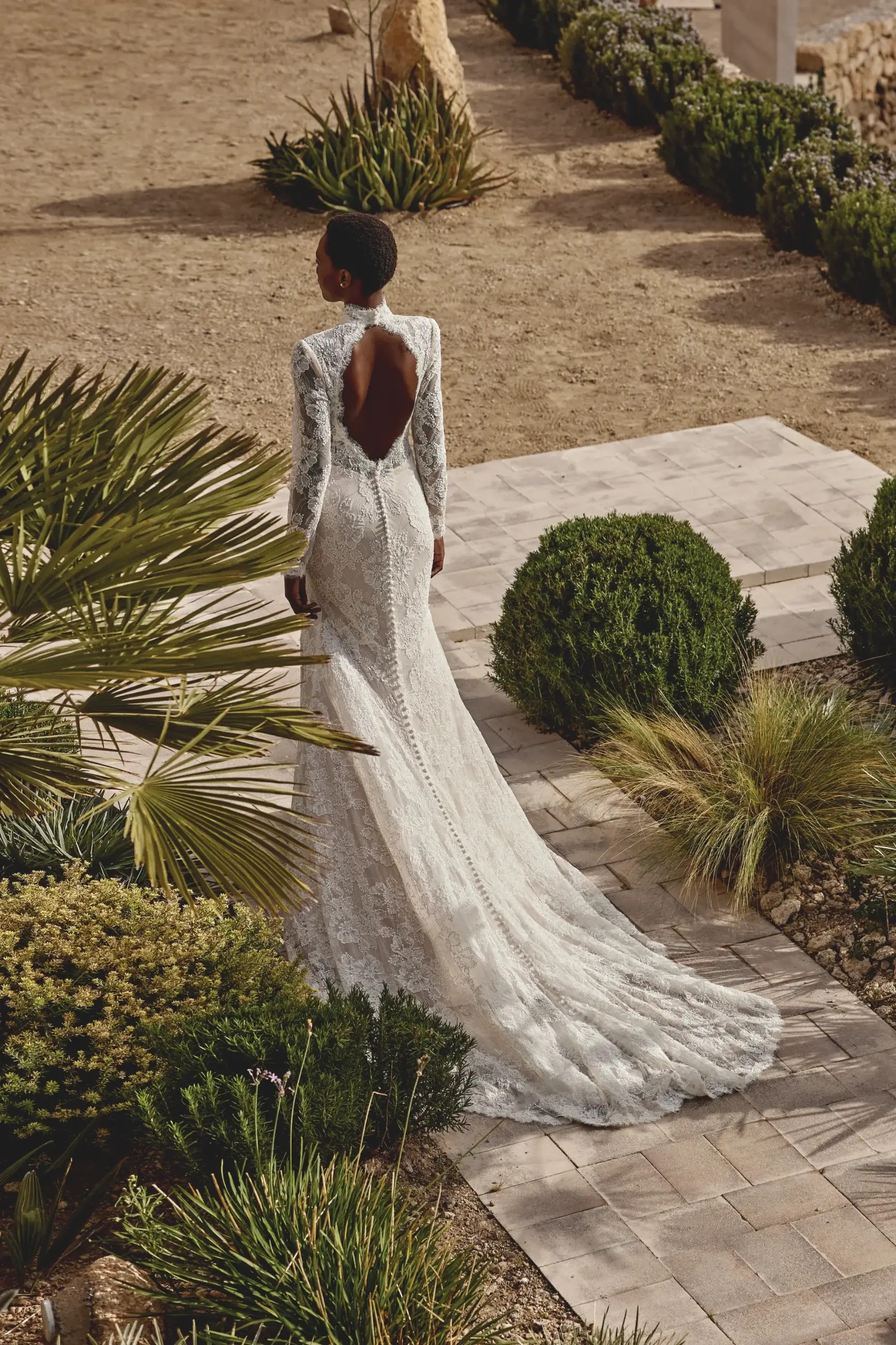 2025 Bridal Trends: What’s New and What’s Staying Image