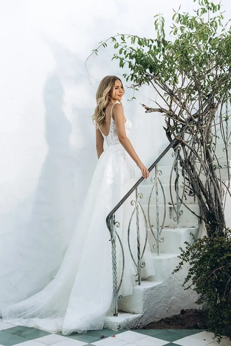 Romantic Wedding Dress Styles for Your Winter Wedding Image