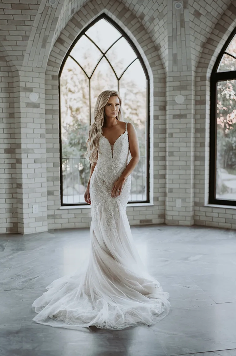 Wedding dress neckline types on sale